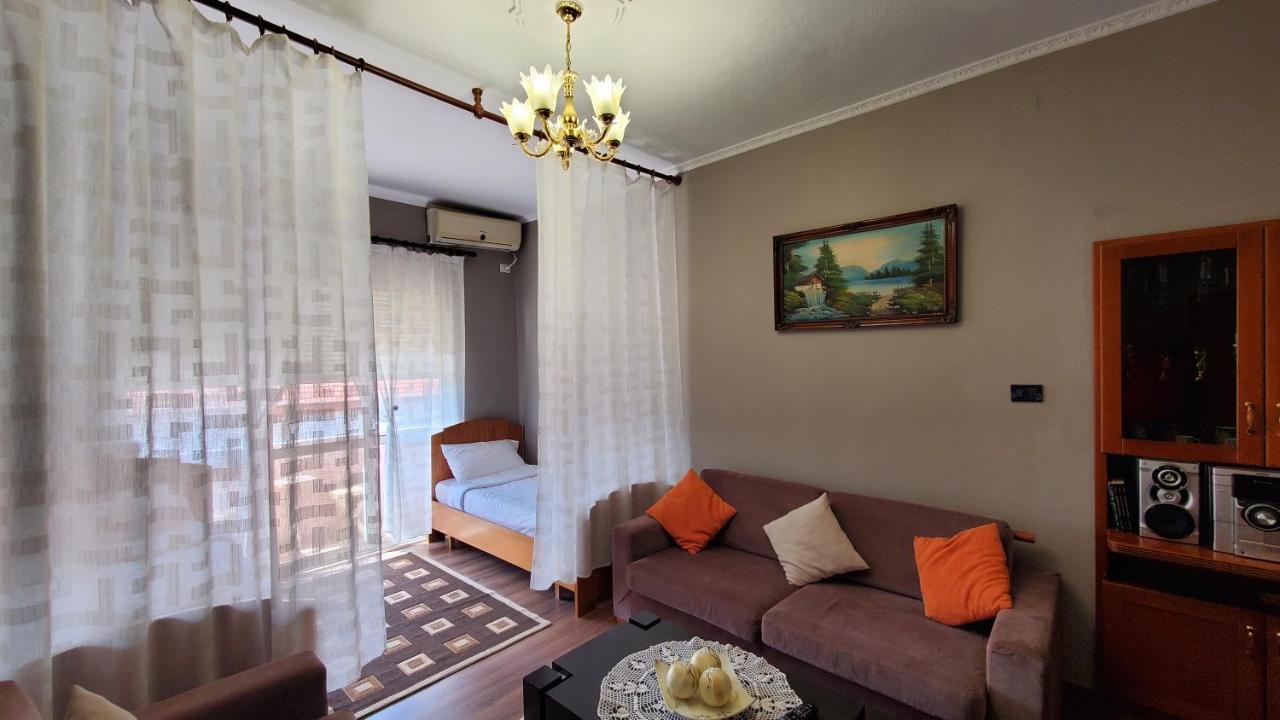 Metropolitan Apartments - City Center Тирана Екстериор снимка