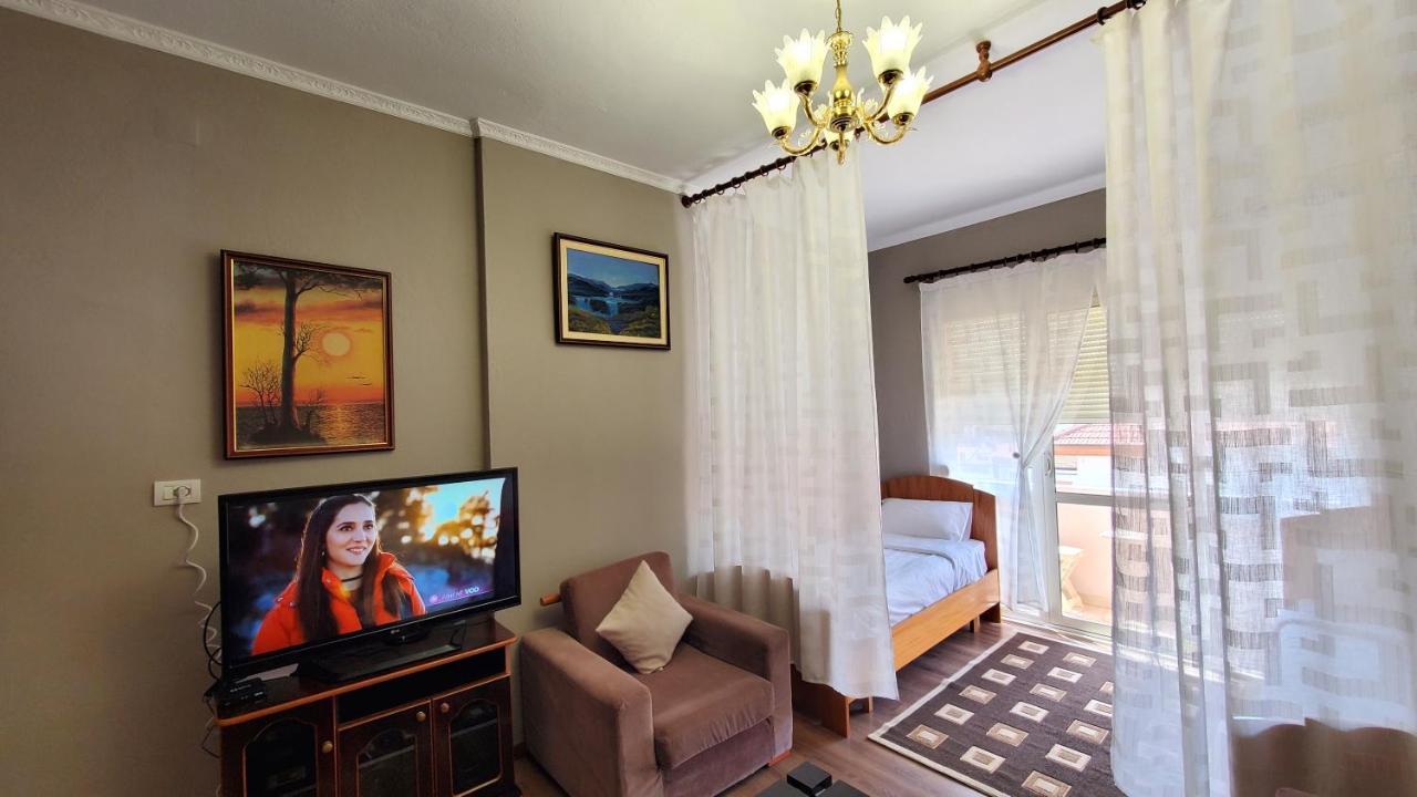 Metropolitan Apartments - City Center Тирана Екстериор снимка