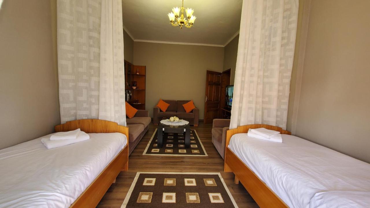 Metropolitan Apartments - City Center Тирана Екстериор снимка