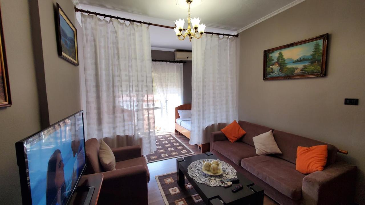 Metropolitan Apartments - City Center Тирана Екстериор снимка