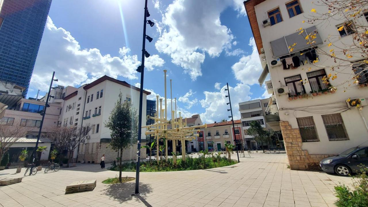 Metropolitan Apartments - City Center Тирана Екстериор снимка